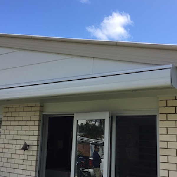 White Stratos 3 Semi-Cassette